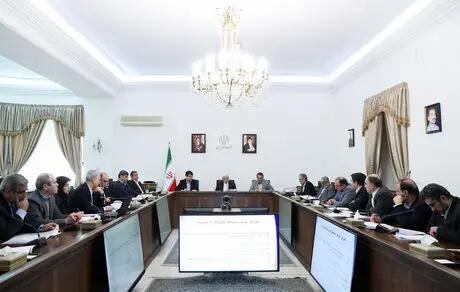  تربیت مدیران جوان با گزینش‌های سیاسی همراه نباشد