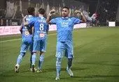 المپیک مارسی با پیروزی به ۲ امتیازی صدرنشین رسید 