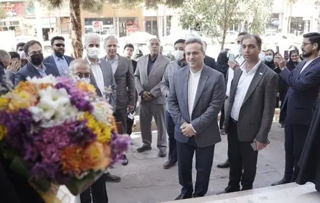  نامگذاری ساختمان بیمه ملت به نام شهید مدافع حرم 