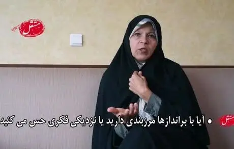 از حکومتی‌ها متدین‌تر و مخالف براندازی هستم