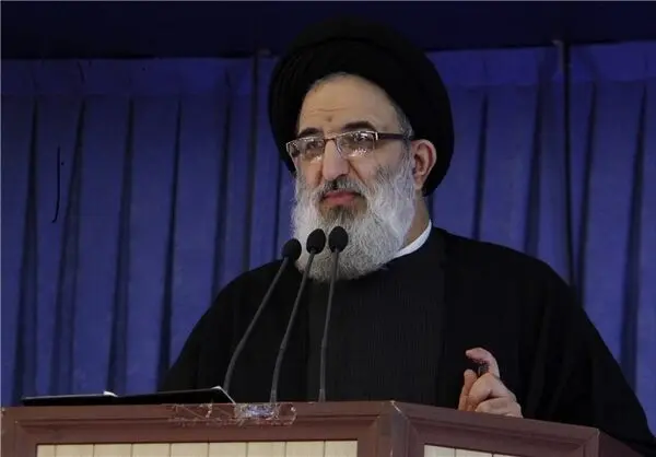 امام جمعه کرج: زنان در آمریکا امنیت ندارند