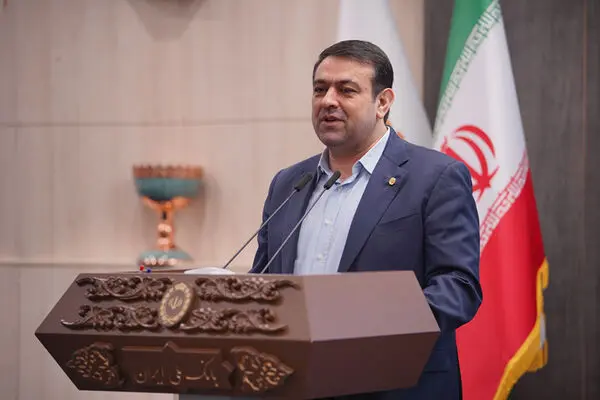 مدیرعامل بانک ملی ایران: حوزه ارزی بانک در مسیر تحول و نوآوری / توانمندی‌های فنی و IT شعب خارج از کشور به داخل منتقل می‌شود