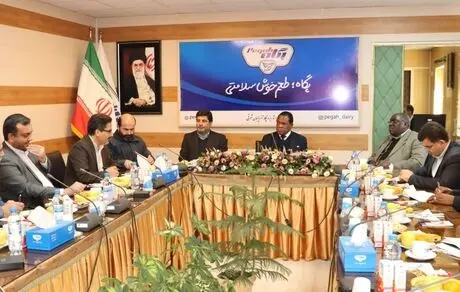 بازدید وزیر کشاورزی و توسعه روستایی کشور زیمباوه از مجموعه شیر پاستوریزه پگاه آذربایجان شرقی