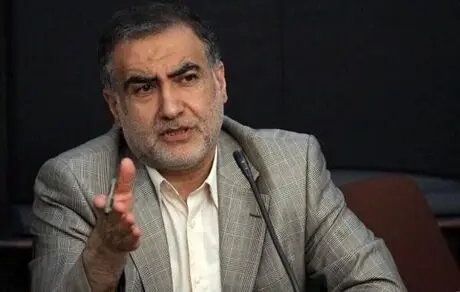 ثبت‌نام احمدی‌نژاد در انتخابات مجلس جوک است