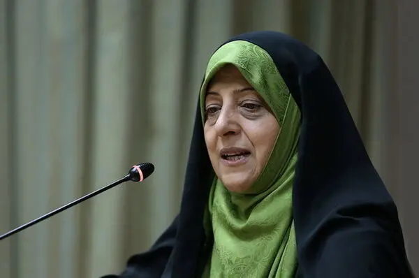 کشور غرق در مشکلات است/مسئله اصلی کشور حجاب نیست 
