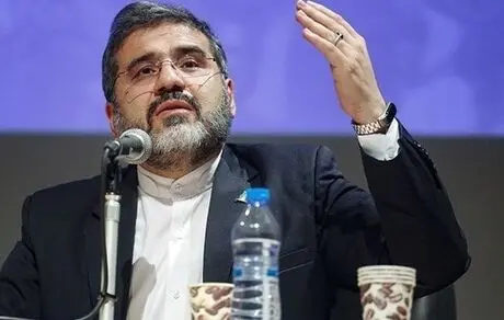 بازیگران زنی که کشف حجاب کردند، از زیر چتر دولت و نظام بیرون آمدند