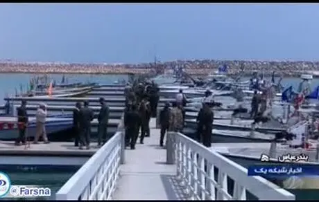 بازدید فرمانده کل سپاه از جزیره‌های خلیج فارس