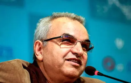 انتقاد ابوالحسن داوودی از توقیف فیلم کمال تبریزی در کرمان / شرایط فعلی در سینما مصداق یک بام و دو هواست
