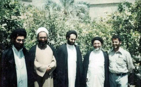 عکسی دیده نشده از خودرو رهبر انقلاب در دوران تبعید