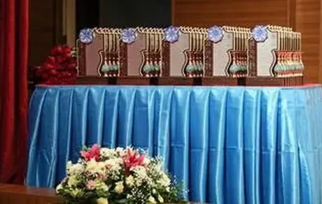 آیین تجلیل از کارگران نمونه پتروشیمی جم برگزار شد 
