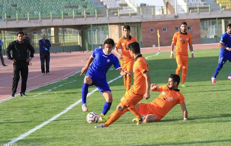 کادر فنی مس کرمان روی لبه تیغ