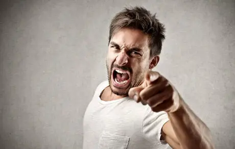 این۴ غذا شما را عصبانی می‌کنند