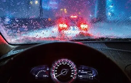 رانندگان در باران چه نکاتی را باید رعایت کنند؟