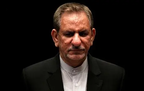 جهانگیری: شاید مجبور شویم به سمت کوپنی شدن پیش برویم / منتقدان و مخالفان «کوپنی شدن» اعلام نظر کنند / بخش کمی از کالاهای اساسی ما وارداتی است؛ تصمیم گرفتیم آنها را از ارز ۴,۲۰۰ تومانی به ارز نیمایی ببریم
