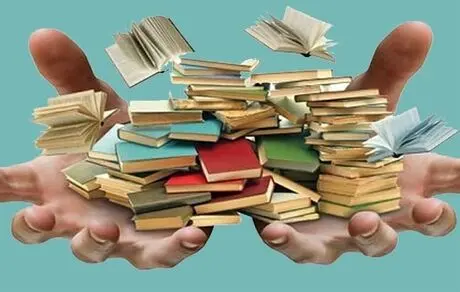 ۵ نویسنده پرفروش‌ بخش مجازی را بشناسید