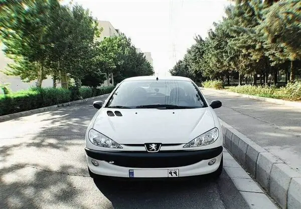 نرخ قیمت بیمه شخص ثالث 206 در سال 1400 چقدر است؟