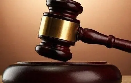 انگار برخی عمدا راه به راه حکم شلاق می‌دهند! 