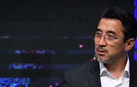 خداد عزیزی: من هم کولبر بودم