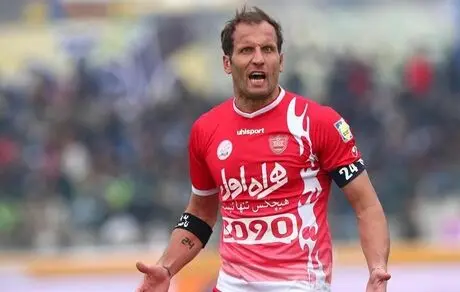 محسن بنگر: پرسپولیس با اختلاف یک گل برنده می‌شود