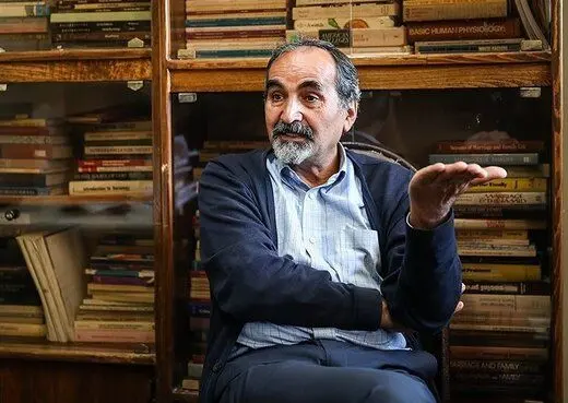 اگر ثروتمندان از ایران مهاجرت نمی‌کردند لازم نبود رئیس جمهور مضحکه شوند و برای جاده‌سازی با روسیه قرارداد ببندند