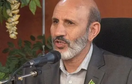 ۴۳ سال بعد از انقلاب همچنان ما باید بگوییم زنان چه لباسی بپوشند