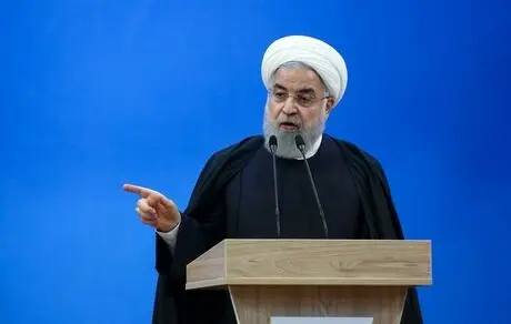 روحانی: با کسی دشمنی نداریم| نفت را به فروش می‌رسانیم؛ قدرت آمریکایی‌ها در حد زبان‌درازشان نیست| باید دشمن را پشیمان کرده و به نقطه عقلانیت برگردانیم
