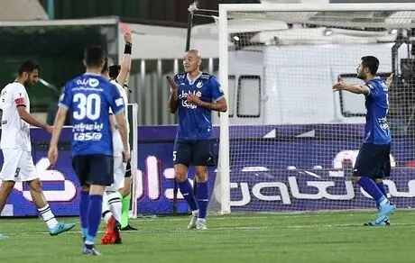 استقلال با یک محروم به مصاف سپاهان می‌رود