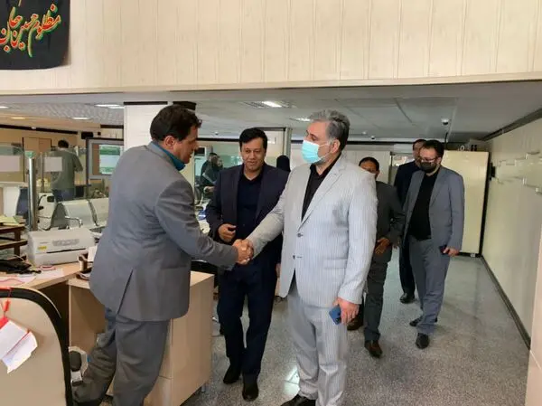 کارکنان بانک توسعه تعاون، ارزشمندترین سرمایه بانک می‌باشند 