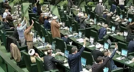 از نمایندگانی که افشاگری می‌کنند شکایت کنید