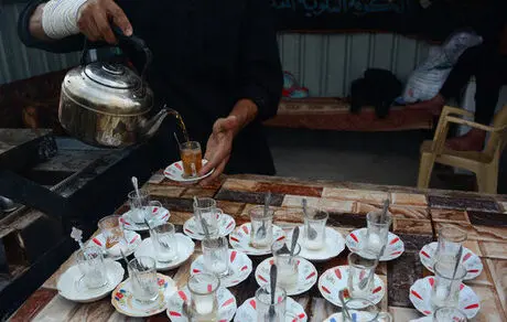 تمام خدمات به زائران غیرایرانی رایگان است