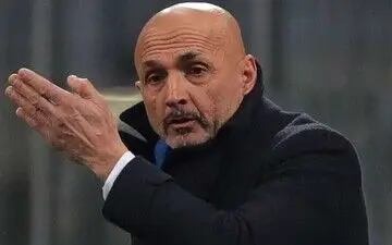 اخراج سرمربی یک هفته پس از قهرمانی؟!