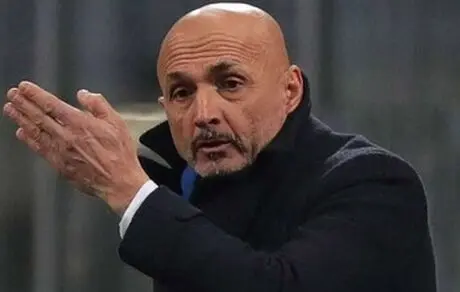 اخراج سرمربی یک هفته پس از قهرمانی؟!