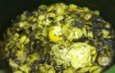 طرز تهیه “باقلا قاتق” گیلانی با قلق هاش