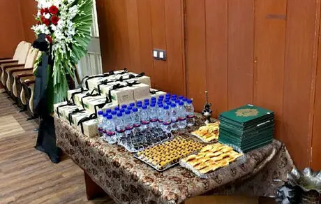 اقتصاد پنهان مجالس ترحیم در مشهد: از گل‌آرایی تا خدمات پذیرایی در مشهد

