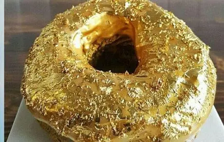 ماجرای فروش دونات و بستنی با طعم طلا+عکس