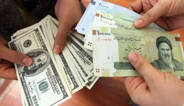 دخل مردم تناسبی با خرج‌شان ندارد؛ حذف ارز ترجیحی منطقی نیست