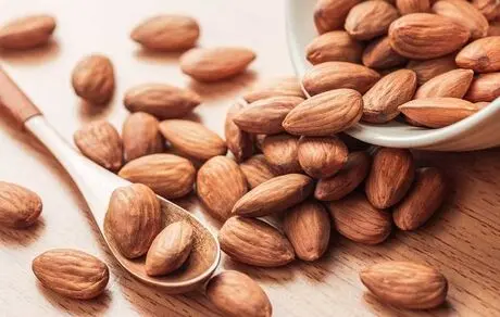 کدام آجیل قند خون را کنترل می‌کند