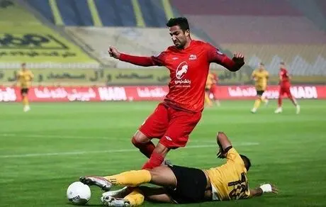 مدافع تراکتور: صحبت در مورد قهرمانی زود است