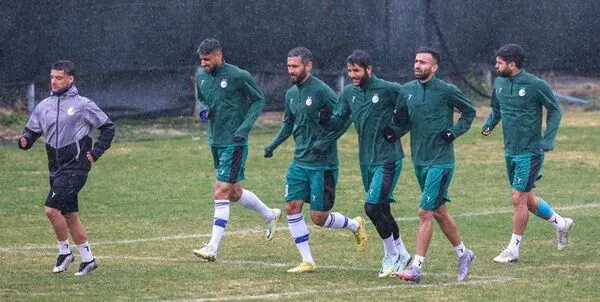 تمرین بارانی استقلال و پایان نگرانی‌ها در مورد بازیکن خارجی 