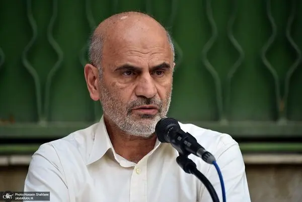 سیستم به سمت فروپاشی در حال حرکت است