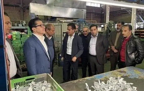 بازدید مدیران ارشد بانک صنعت و معدن از شش طرح بزرگ صنعتی در استان مرکزی