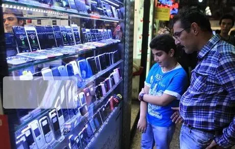 حباب قیمت‌های نجومی تلفن‌های همراه ترکید