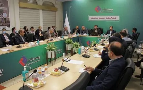 برگزاری نشست قانون مالیاتی پایانه های فروشگاهی و سامانه مودیان سندیکای بیمه‌گران به میزبانی بیمه ملت 