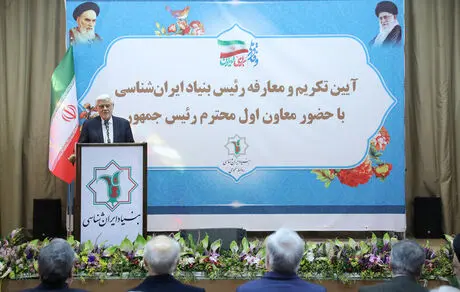 با هیچ کشوری ستیز و دعوا نداریم ولی در مسیر دفاع از یک سانتی‌‌متر از خاک کشور، مدافعینی قدر هستیم