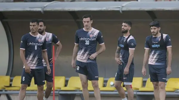 زمان پیشنهادی سرمربی پرسپولیس برای اردوی امارات مشخص شد