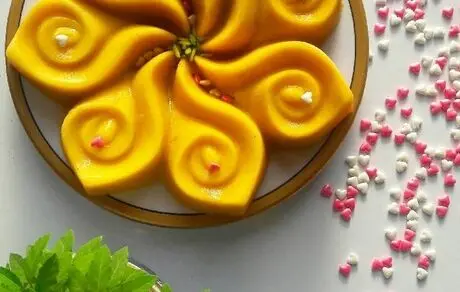 دستور تهیه حلوا شیری زعفرانی مجلسی+نکات طلایی 
