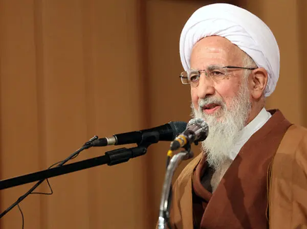 کشور دارای سرمایه‌های عظیم خدادادی است؛ در شأن مردم ایران نیست که کمیته امدادی و با گرانی اداره شوند