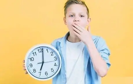 صبح زود مدرسه رفتن برا کودکان مضر است یا مفید؟ 