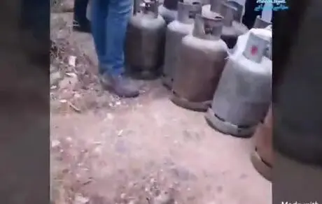 به همت مسئولین، صف کپسول گاز بعد از ۳۰ سال به استان‌ها بازگشت!
