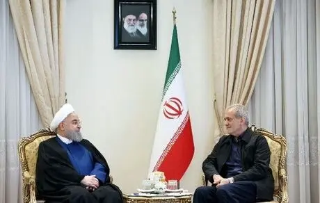تصویری دیده نشده از حسن روحانی و پزشکیان